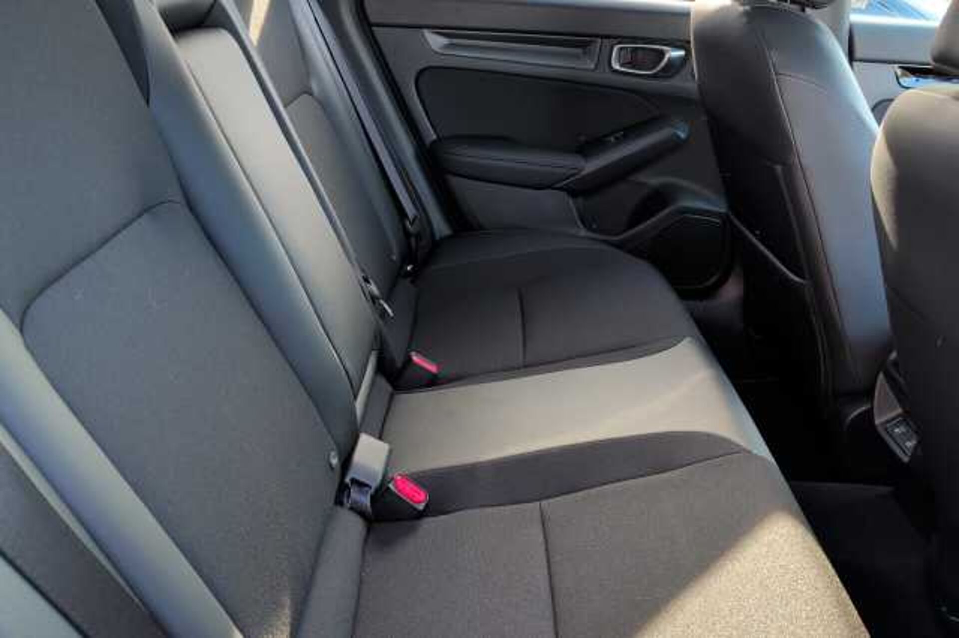 Honda Civic e:HEV 2.0 eHEV Sport 5dr CVT 