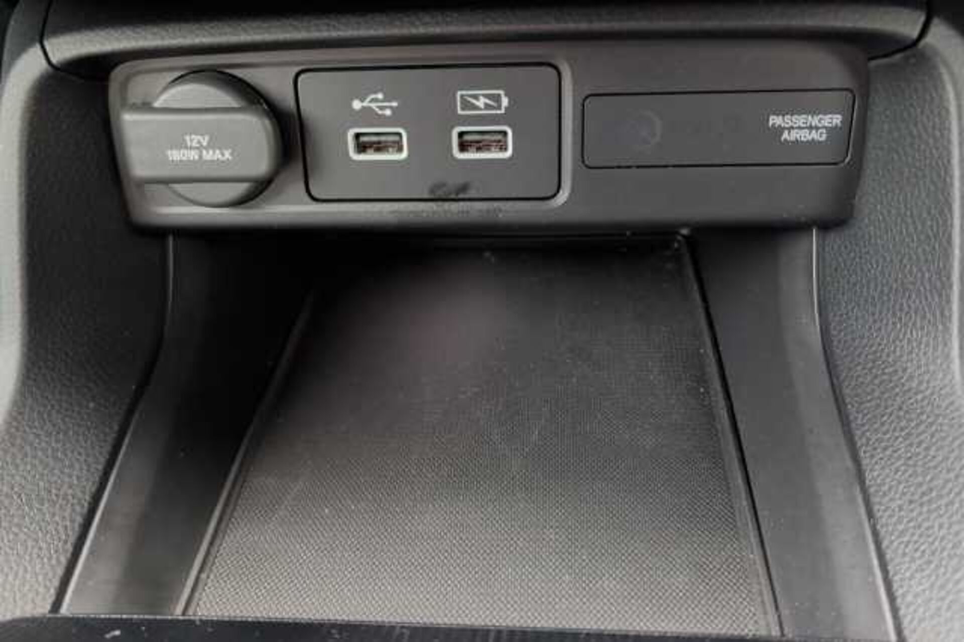 Honda Civic Hybrid 2.0 eHEV Elegance 5dr CVT 