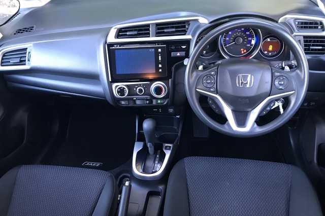 Honda Jazz 1.3 i-VTEC SE 5dr CVT 