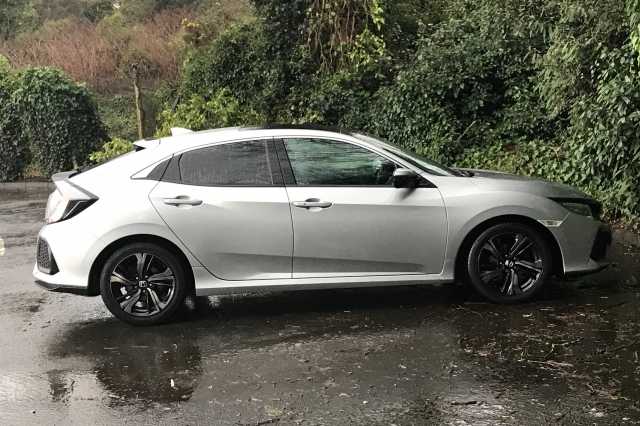 Honda Civic 1.0 VTEC Turbo 126 EX 5dr 