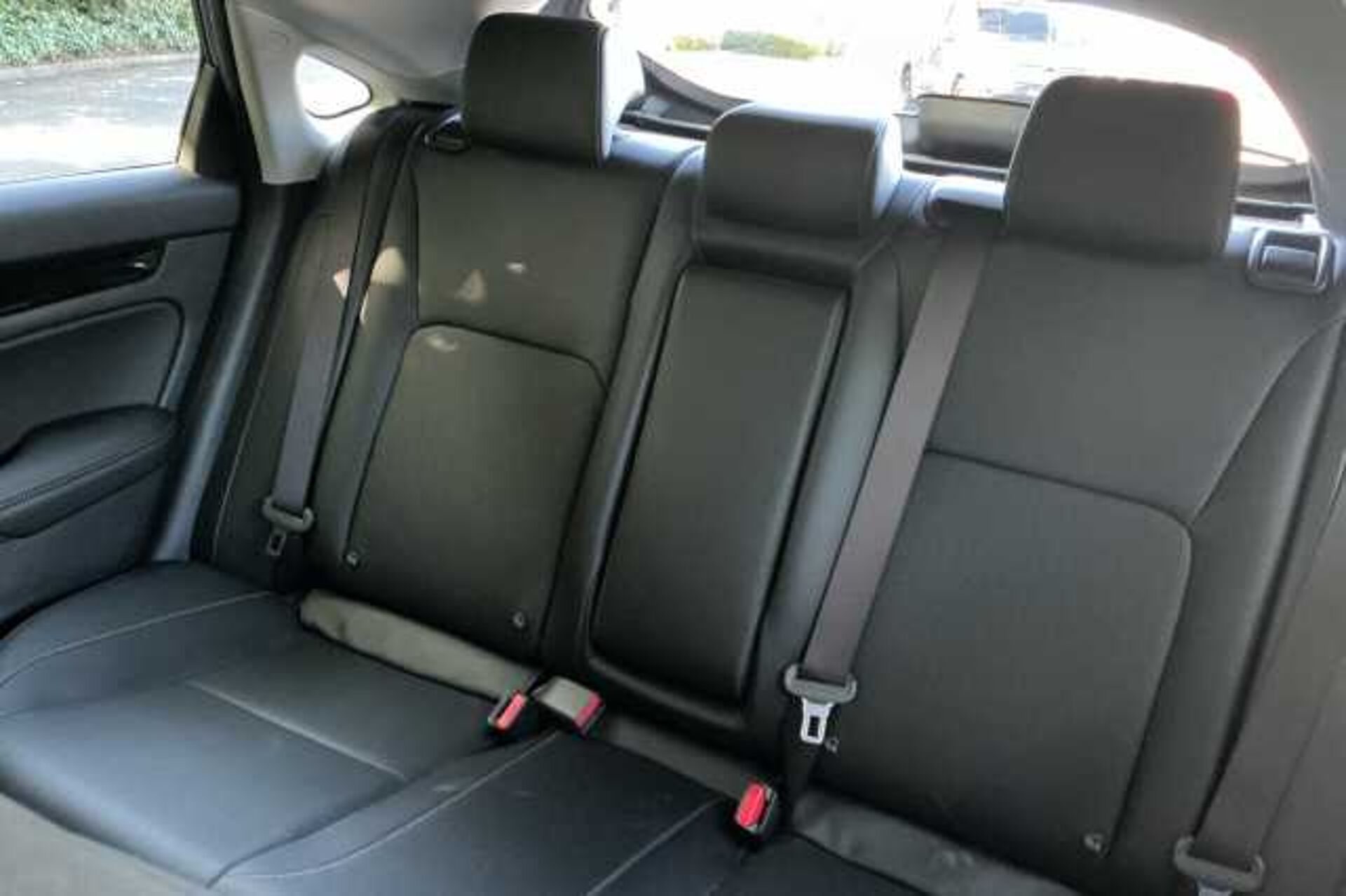 Honda Civic e:HEV 2.0 eHEV Advance 5dr CVT 