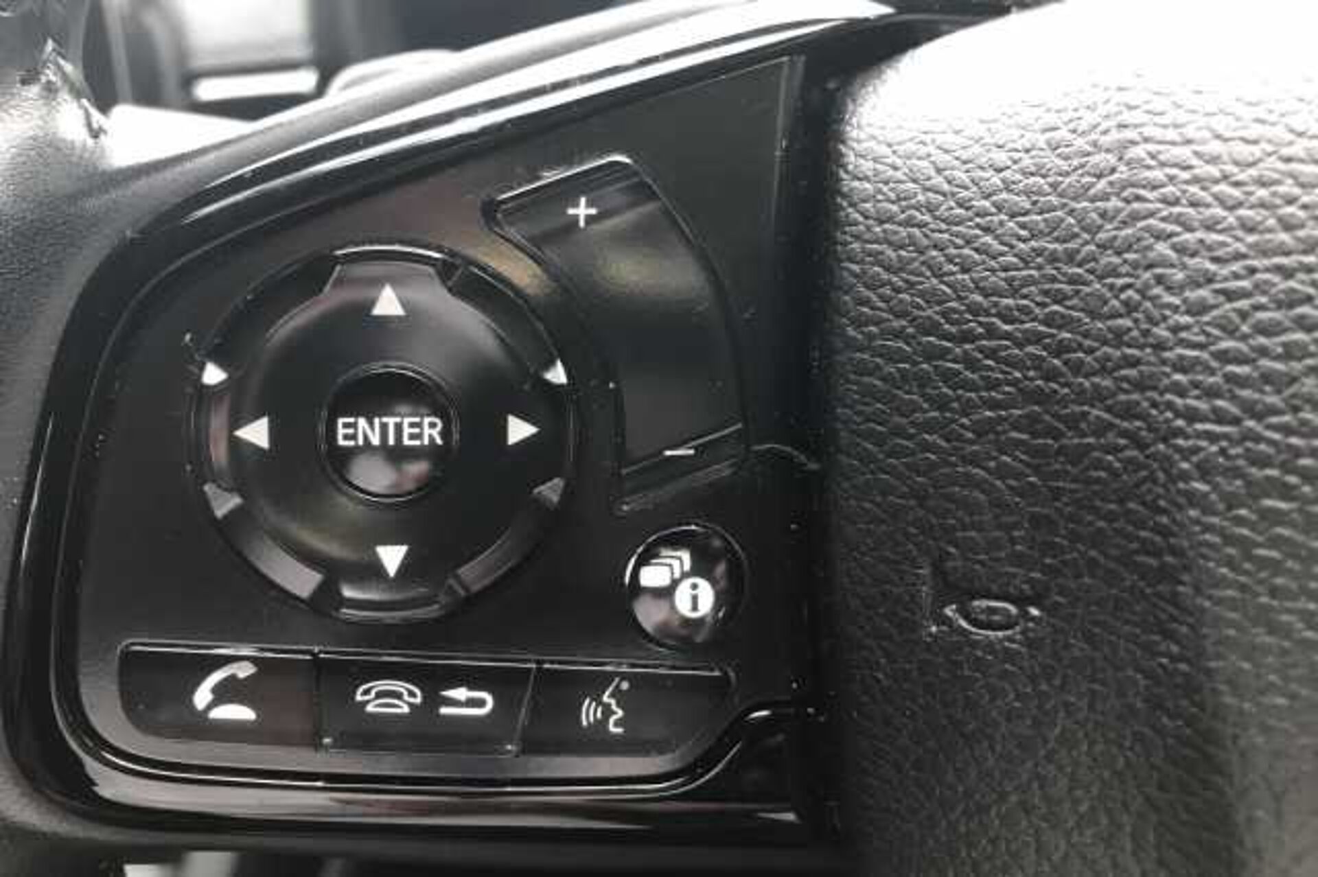Honda CR-V Hybrid 2.0 i-MMD Hybrid Sport Line 2WD 5dr eCVT 