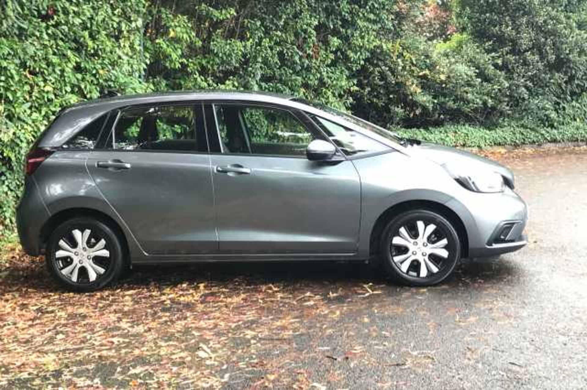 Honda HR-V Hybrid 1.5 i-MMD Hybrid SR 5dr eCVT 