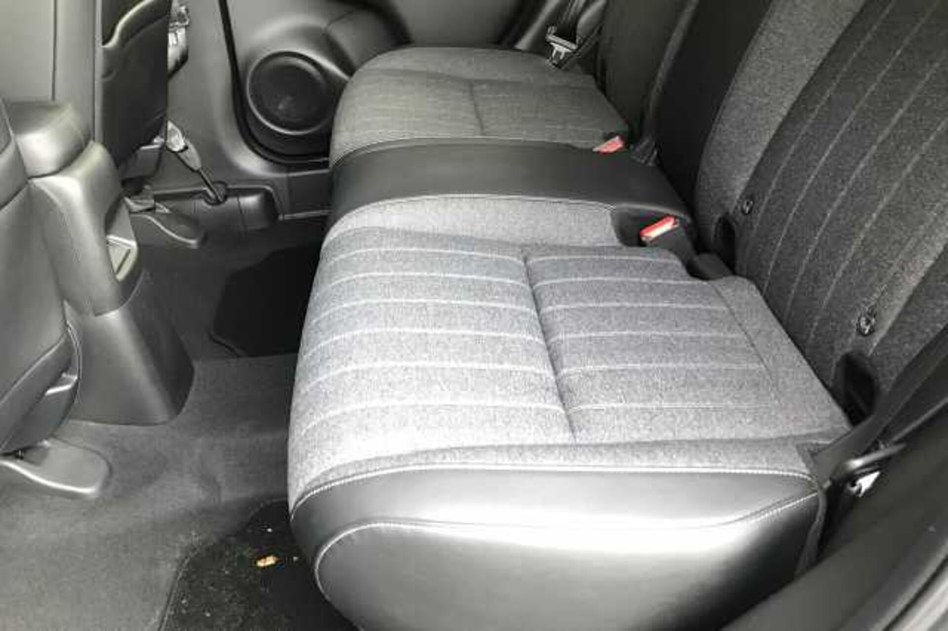 Honda HR-V Hybrid 1.5 i-MMD Hybrid SR 5dr eCVT 