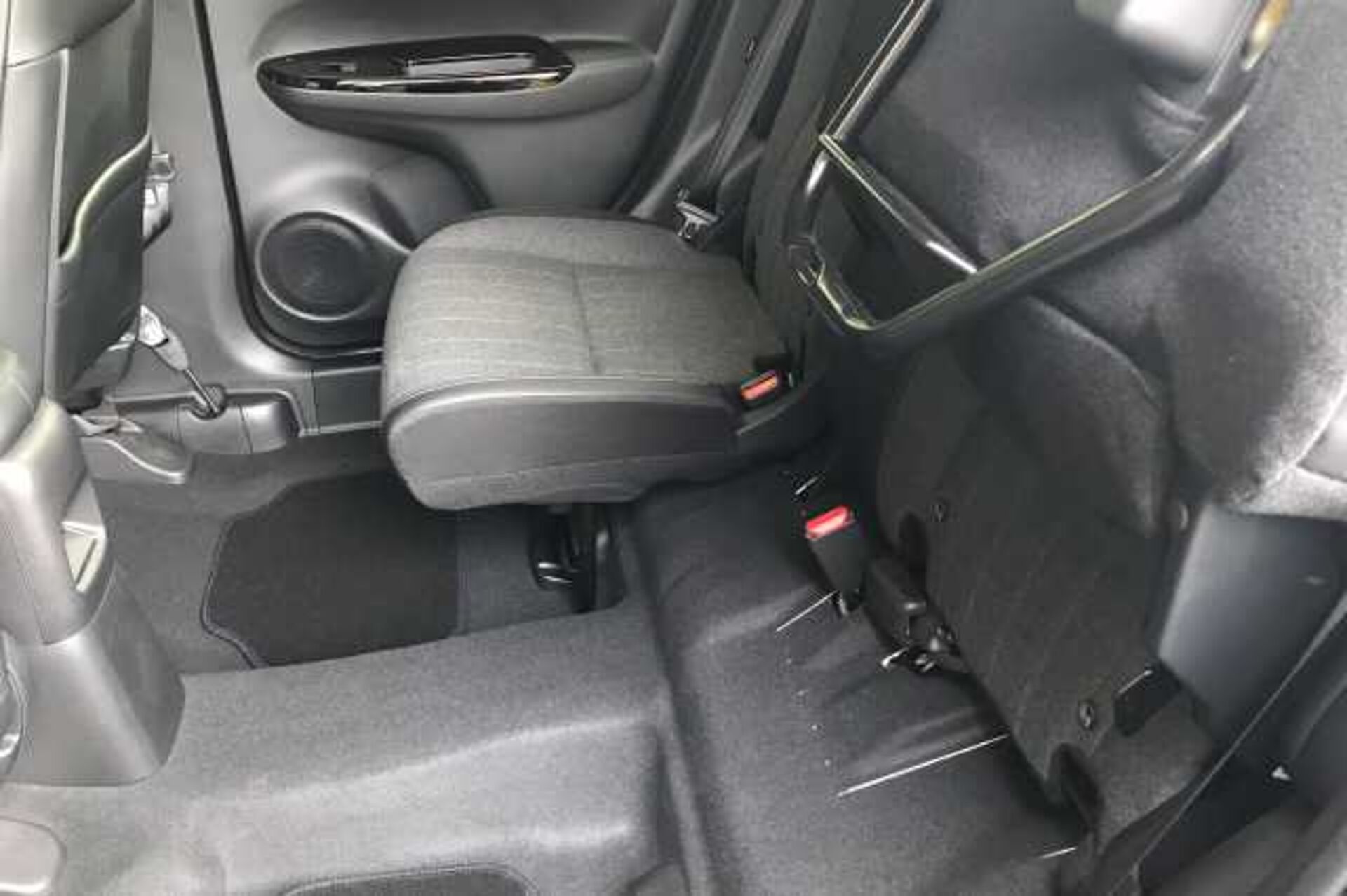 Honda HR-V Hybrid 1.5 i-MMD Hybrid SR 5dr eCVT 