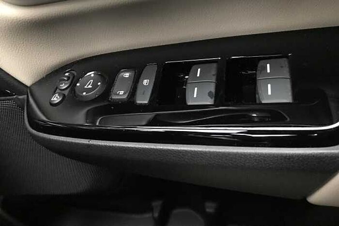 Honda CR-V Hybrid 2.0 i-MMD Hybrid SR 2WD 5dr eCVT 