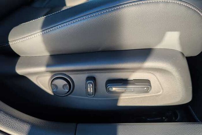 Honda Civic e:HEV 2.0 eHEV Advance 5dr CVT 