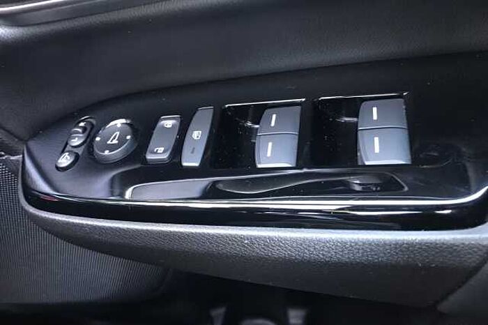 Honda CR-V Hybrid 2.0 i-MMD Hybrid SR 5dr eCVT 