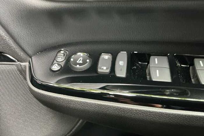 Honda CR-V Hybrid 2.0 i-MMD Hybrid SR 2WD 5dr eCVT 