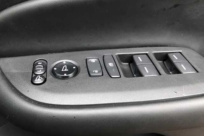 Honda Jazz Hybrid 1.5 i-MMD Hybrid Advance 5dr eCVT 